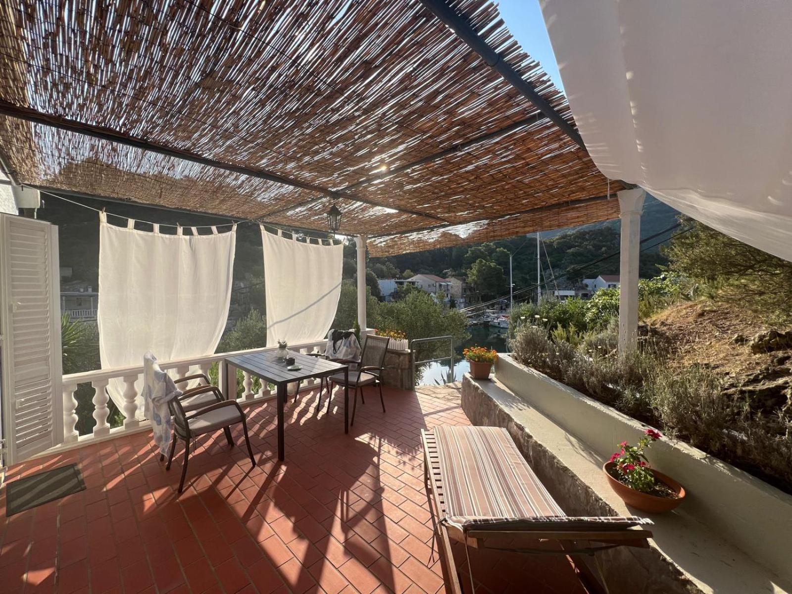 Apartment Nadine Mljet Mit Meerblick Okuklje ภายนอก รูปภาพ